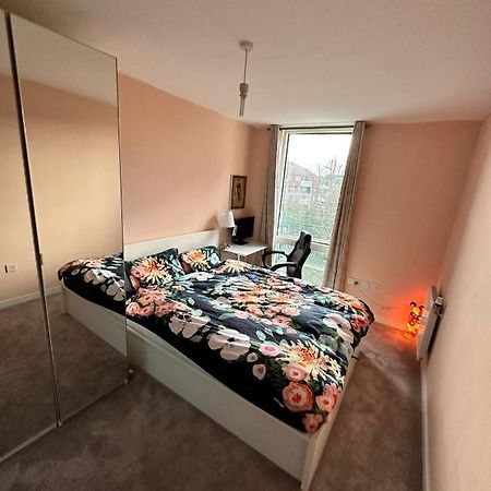 Repton House Bed & Breakfast Woodford Bagian luar foto